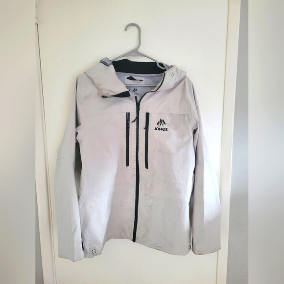 Women's Jones Shrapnilist ski/snowboard jacket size small - Picture 1 of 7